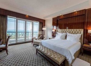 ۵۰ هتل با ۱۹ هزار تخت آماده پذیرایی از میهمانان نوروزی جزیره کیش 