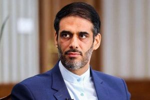 لزوم مطالعه و بررسی دقیق قانون چگونگی اداره مناطق آزاد توسط دبیر و معاونین دبیرخانه شورای عالی مناطق آزاد