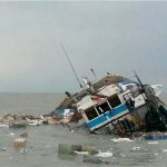 یک لنج تجاری در نزدیکی هندورابی غرق شد