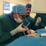 عمل جراحی سنگ شکنی کلیه pcnl در بیمارستان کیش