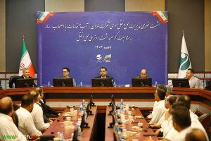 اعطای مجوز فعالیت اقتصادی به رانندگان ناوگان حمل و نقل عمومی کیش بمناسبت روز ملی حمل و نقل