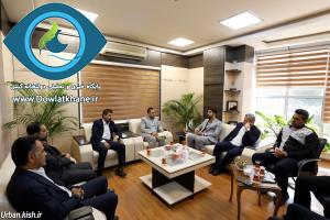 نشست مدیرعامل شرکت عمران،آب و خدمات با مسئولان آژانس های تاکسی و مینی بوس    