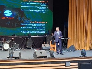 روایت دوازده‌ماهه از کار تیمی در کیش