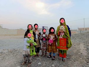 «پرواز عروسک‌ها»؛ از پیست یخ میکامال تا دستان فرزندان مناطق کم‌برخوردار سیستان و بلوچستان